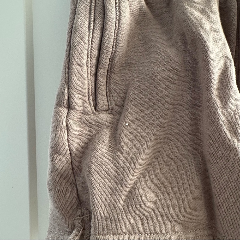 ThirtyYears Sweat Shorts - Picture 2 of 4